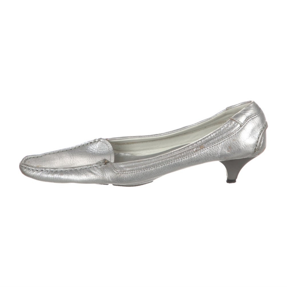 Prada Leather Pumps